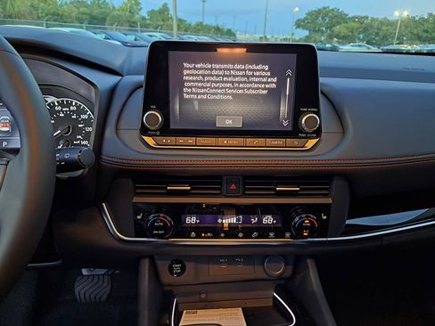 New 2026 Nissan Rogue Rock Creek image 8