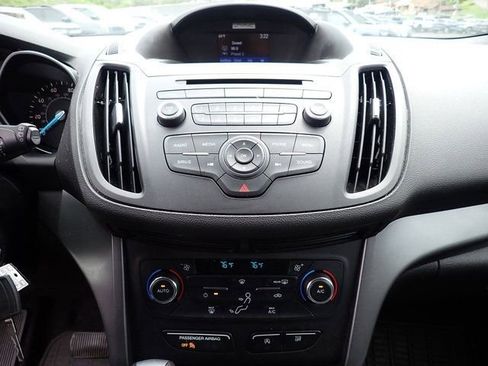 Used 2017 Ford Escape SE AWD/4WD image 15