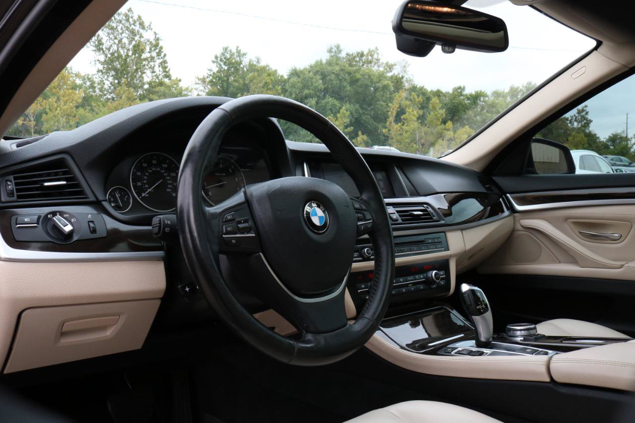 Used 2014 BMW 535i xDrive Sedan AWD/4WD image 20