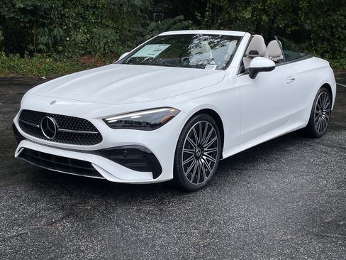 New 2026 Mercedes-Benz CLE 300 4MATIC Cabriolet image 2
