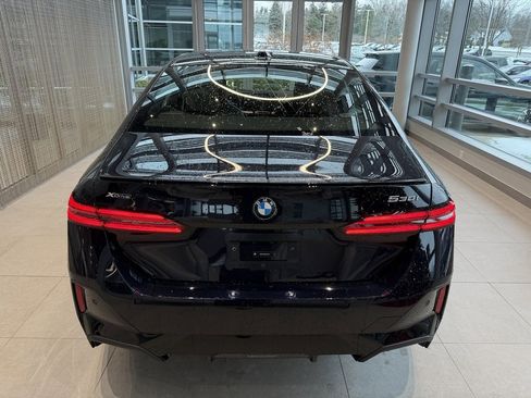 New 2026 BMW 530i xDrive w/ M Sport Package image 5