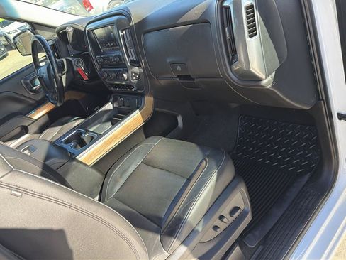 Used 2018 Chevrolet Silverado 1500 LTZ w/ Sport Package AWD/4WD image 23