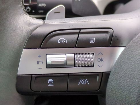 Used 2025 Hyundai Tucson Limited image 26