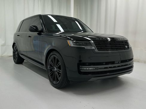 Used 2024 Land Rover Range Rover Long Wheelbase Autobiography AWD/4WD image 2