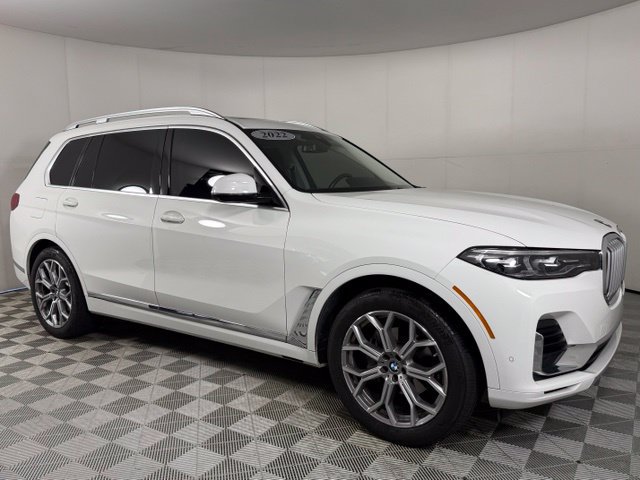 Used 2022 BMW X7 xDrive40i w/ Cold Weather Package AWD/4WD image 10