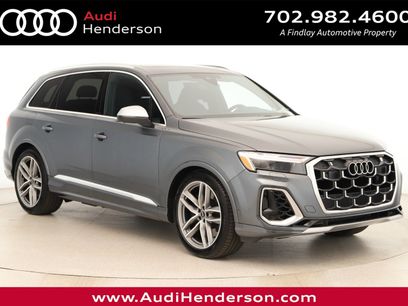 New 2025 Audi SQ7 Premium Plus