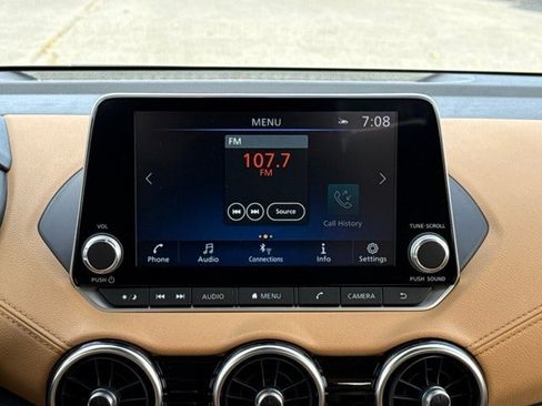 New 2025 Nissan Sentra SV w/ SV Premium Package image 24