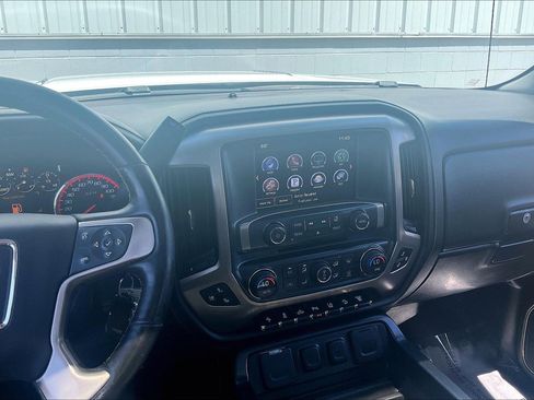 Used 2016 GMC Sierra 2500 Denali w/ Duramax Plus Package AWD/4WD image 7