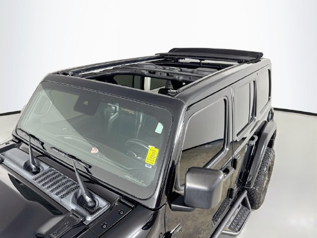 Used 2021 Jeep Wrangler Unlimited Rubicon AWD/4WD image 27