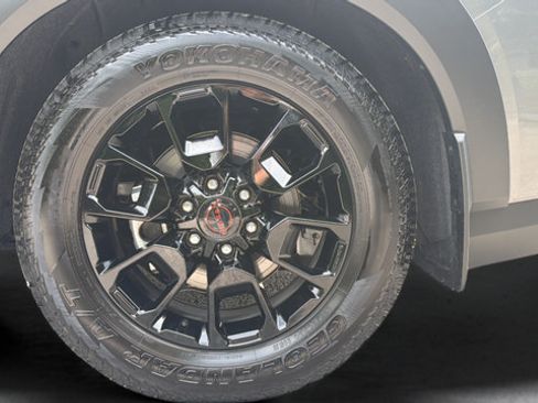 Used 2026 Nissan Armada PRO-4X AWD/4WD image 45