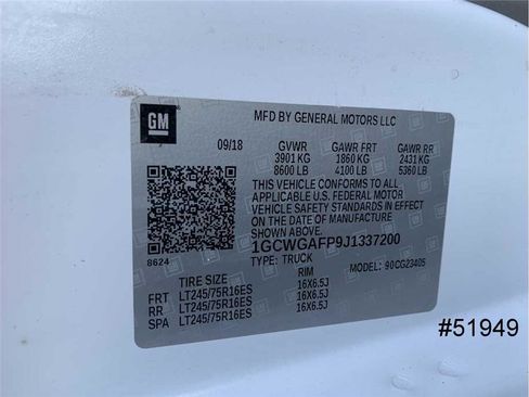 Used 2018 Chevrolet Express 2500 w/ Driver Convenience Package image 21