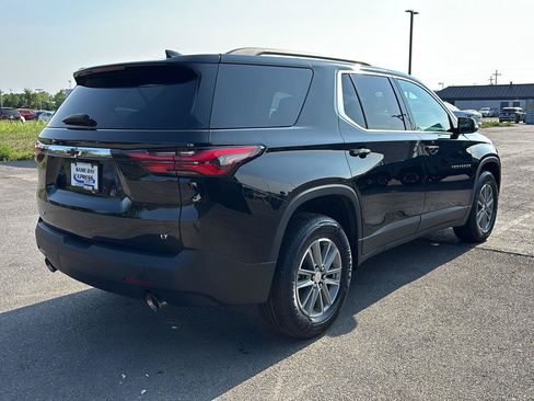 Used 2023 Chevrolet Traverse LT FWD image 9