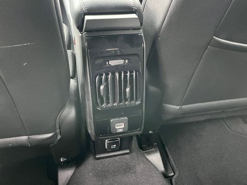 Used 2025 Jeep Compass Limited image 23