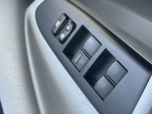 Used 2013 Toyota Tacoma 4x4 Double Cab image 43