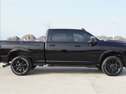 Used 2024 RAM 2500 Limited image 10