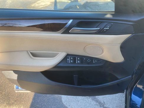 Used 2017 BMW X3 xDrive28i image 11
