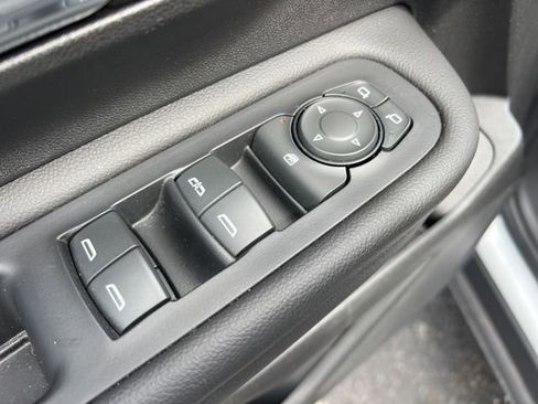 Used 2023 GMC Terrain SLE w/ Driver Convenience Package AWD/4WD image 26