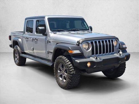Used 2020 Jeep Gladiator Sport w/ Quick Order Package 24S AWD/4WD image 3