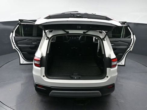 Used 2025 Honda Pilot EX-L image 46