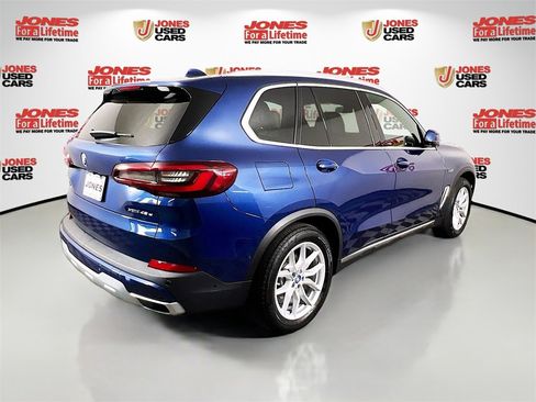 Used 2022 BMW X5 xDrive45e w/ Executive Package image 16