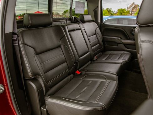 Used 2017 GMC Sierra 1500 Denali w/ Denali Ultimate Package AWD/4WD image 11