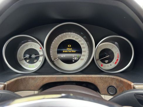 Used 2014 Mercedes-Benz E 350 4MATIC Sedan w/ Premium 1 Package image 19