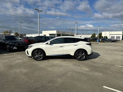 Used 2020 Nissan Murano Platinum w/ Cargo Package image 5