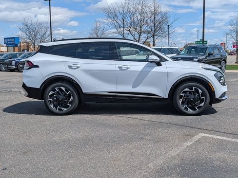 Used 2025 Kia Sportage SX AWD/4WD image 6