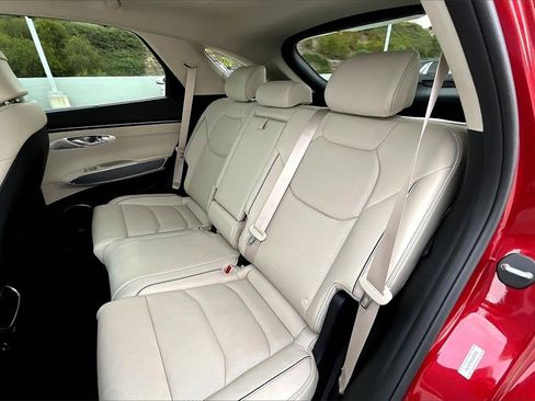 Used 2023 Genesis GV70 2.5T w/ Advanced Package image 15