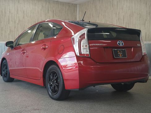 Used 2014 Toyota Prius Three w/ Solar Roof Package FWD image 7