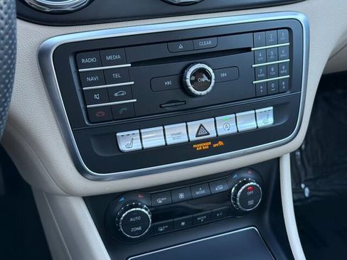 Used 2019 Mercedes-Benz GLA 250 image 25