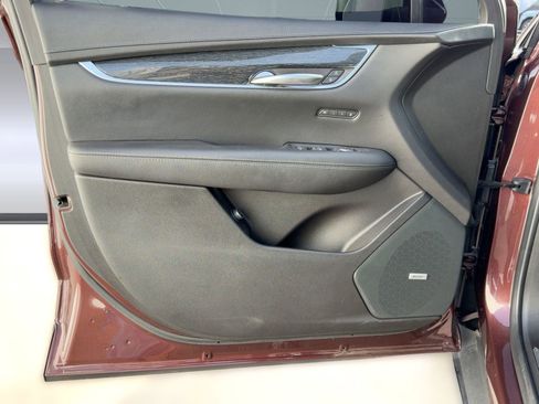 Certified 2022 Cadillac XT5 Premium Luxury w/ LPO, Floor Liner Package image 21