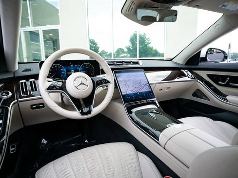 Used 2022 Mercedes-Benz S 500 4MATIC w/ Warmth & Comfort Package image 49