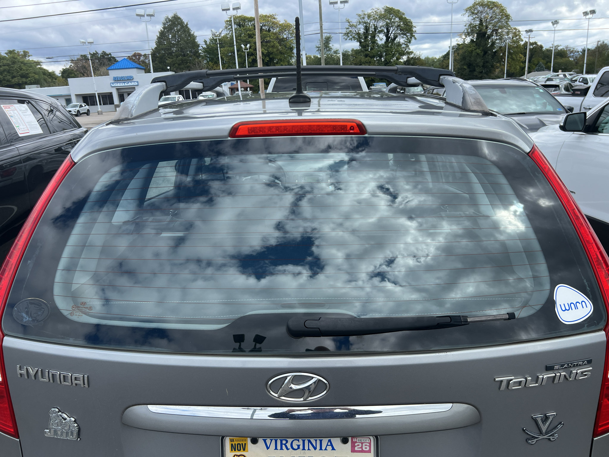 Used 2012 Hyundai Elantra FWD image 8
