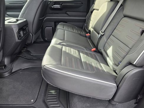 Used 2024 GMC Sierra 1500 AT4X AWD/4WD image 34