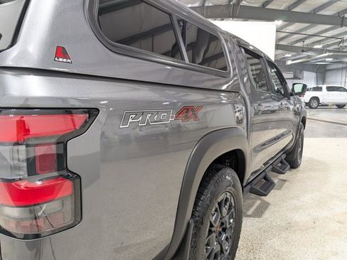 Used 2022 Nissan Frontier PRO-4X w/ Pro-4X Premium Package image 3