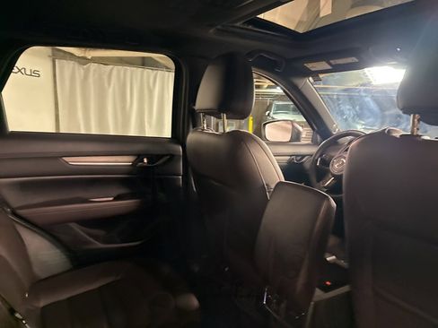 Used 2020 MAZDA CX-5 Signature image 9