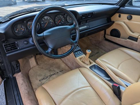 Used 1997 Porsche 911 Carrera RWD image 14