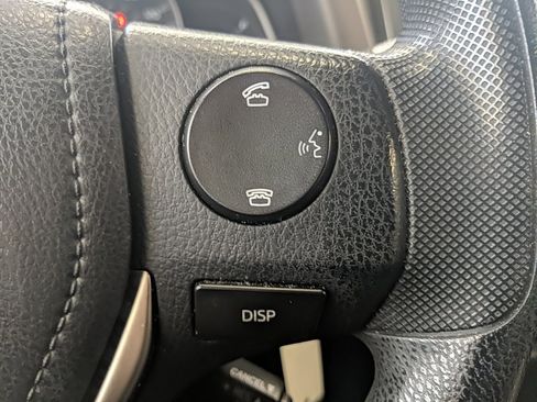 Used 2014 Toyota RAV4 LE image 12