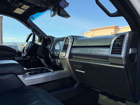 Used 2017 Ford F350 Platinum w/ Platinum Ultimate Package image 28