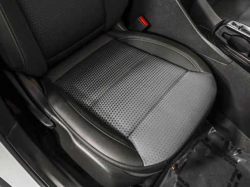 Used 2024 Chevrolet Trax LT w/ Driver Confidence Package image 47