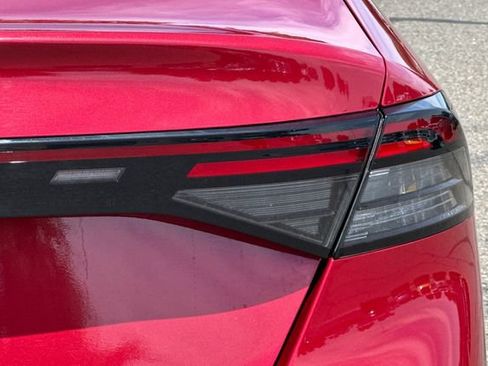 Used 2023 Honda Accord EX image 49