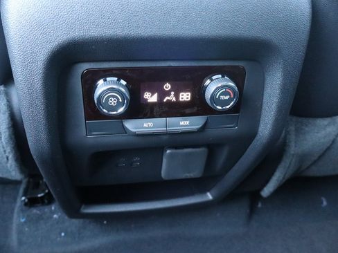 New 2026 Chevrolet Traverse Z71 w/ Enhanced Driving Package image 27