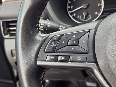 Certified 2023 Nissan Sentra SR FWD image 28