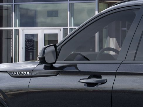 New 2026 Lincoln Aviator AWD w/ Jet Appearance Package image 44