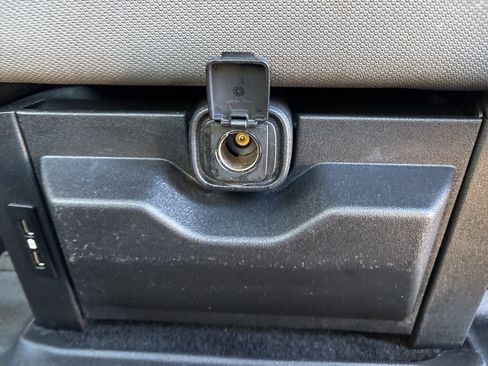 Used 2018 Ford F150 XLT image 26