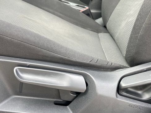 Used 2020 Volkswagen Jetta S image 21