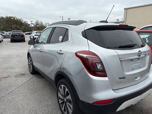 Used 2017 Buick Encore Essence image 4