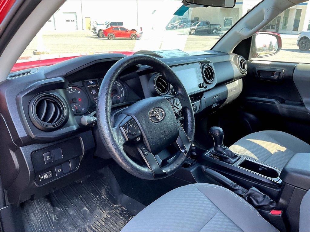 Used 2021 Toyota Tacoma SR AWD/4WD image 5