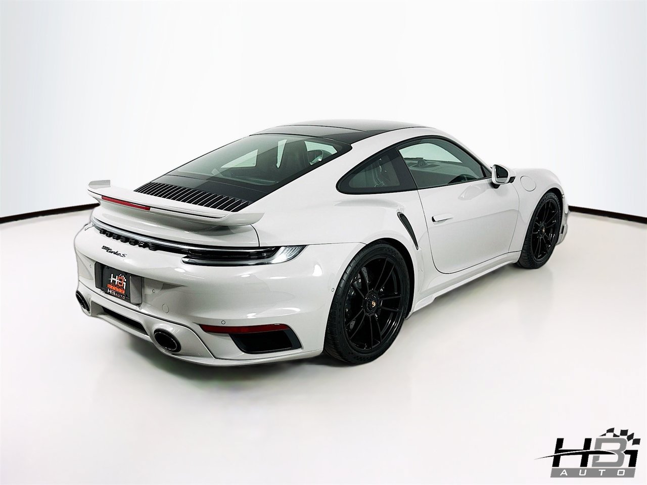 Used 2022 Porsche 911 Turbo S AWD/4WD image 5